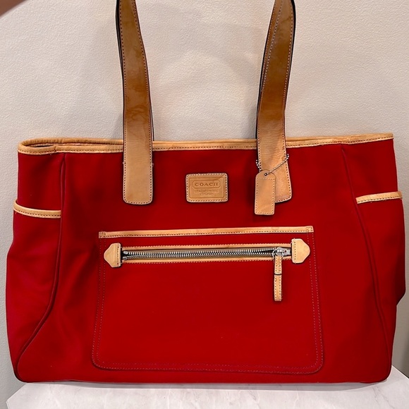🔥Coach Red and Tan Tote Bag with Leather Trim🔥 - Picture 2 of 9